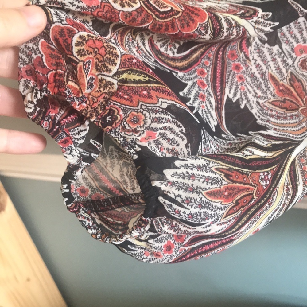 Mango ruffle bow blouse. Sheer lace up front. Floral. Bishop sleeve plus sz 4XL - Picture 4 of 10